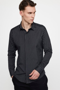 Beýleki markalar  Black Shirt
