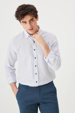 Beýleki markalar  White Shirt